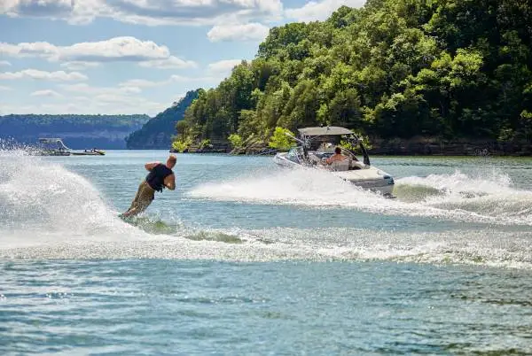 STATE DOCK MARINA
